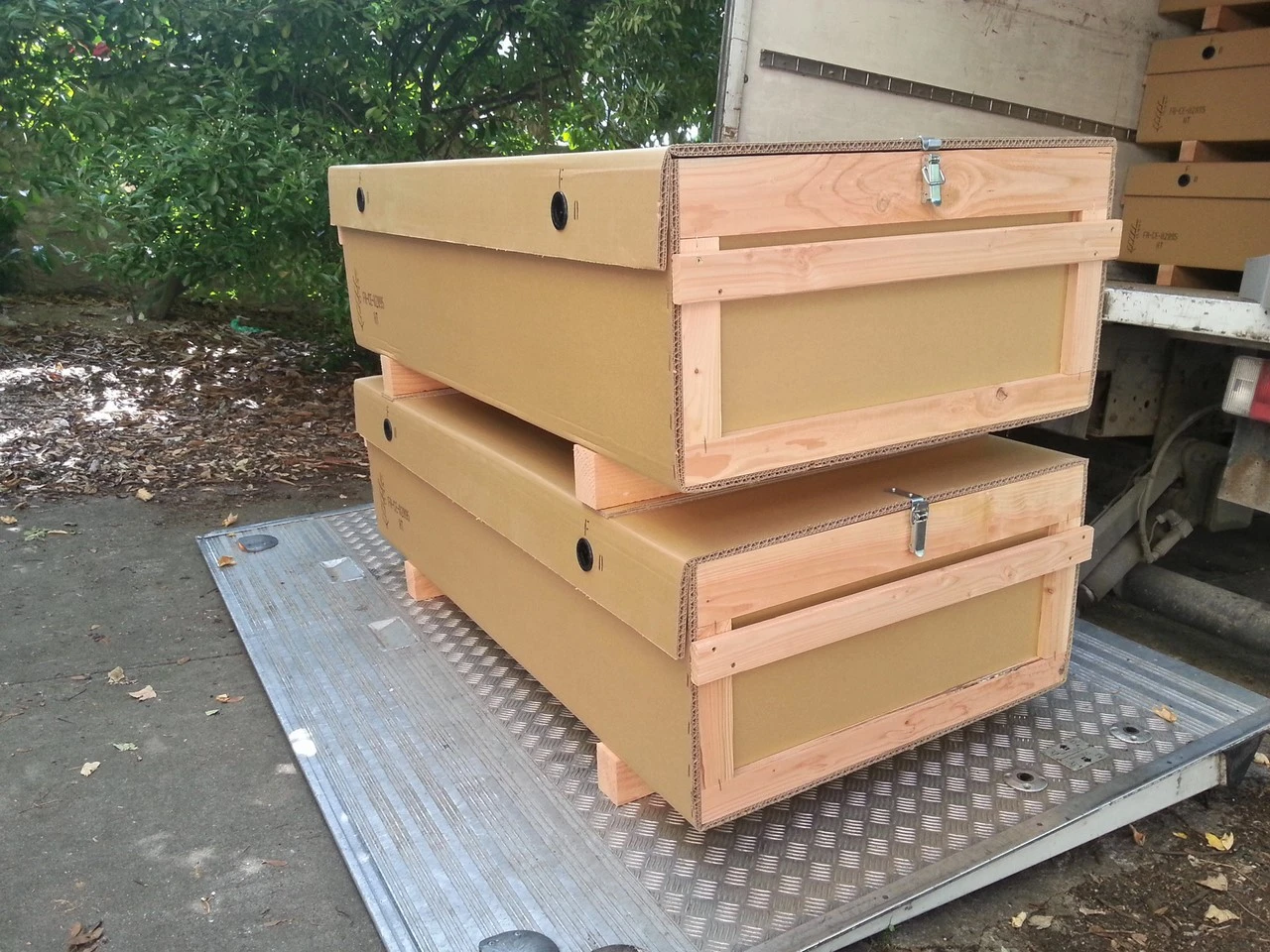 Caisse mixte carton et bois JPemball